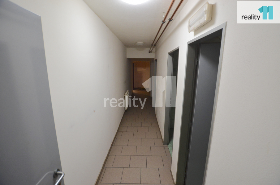 Pronájem komerčních prostor 297m2, Husova, Humpolec - 4