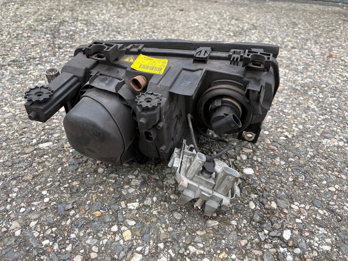 Přední levé světlo bmw e46 compakt - 4