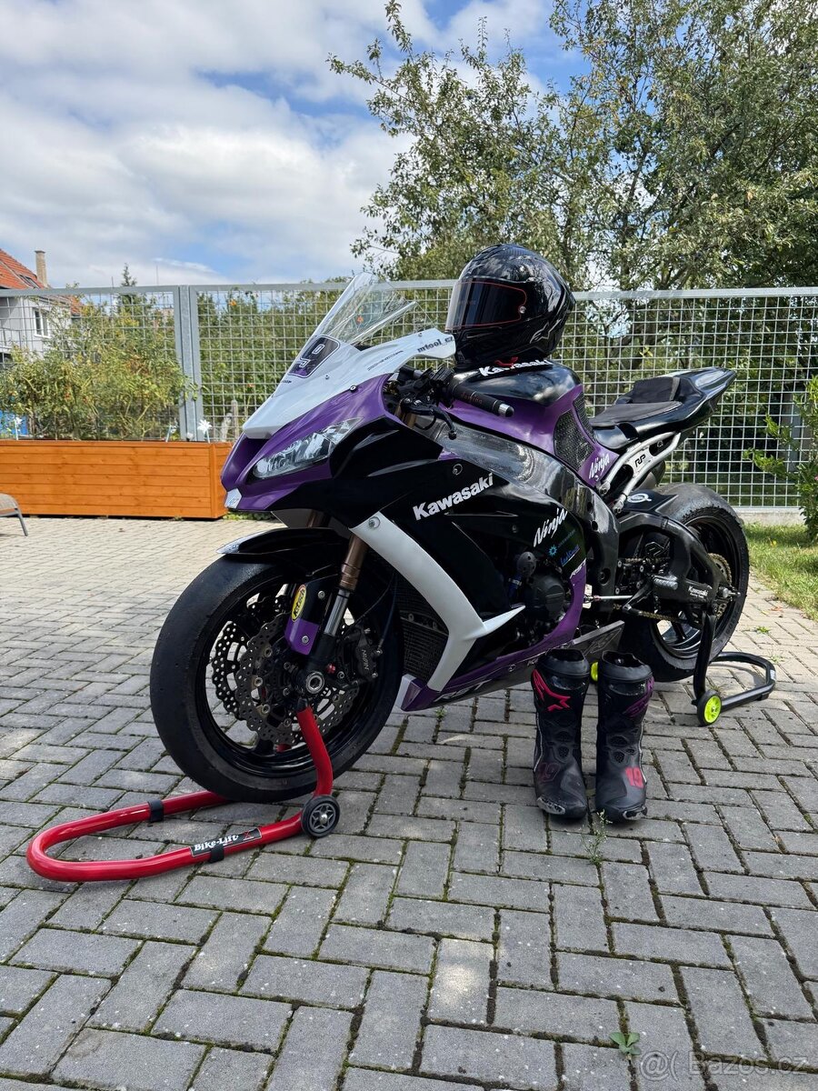 Kawasaki zx10RR 2015 - 4