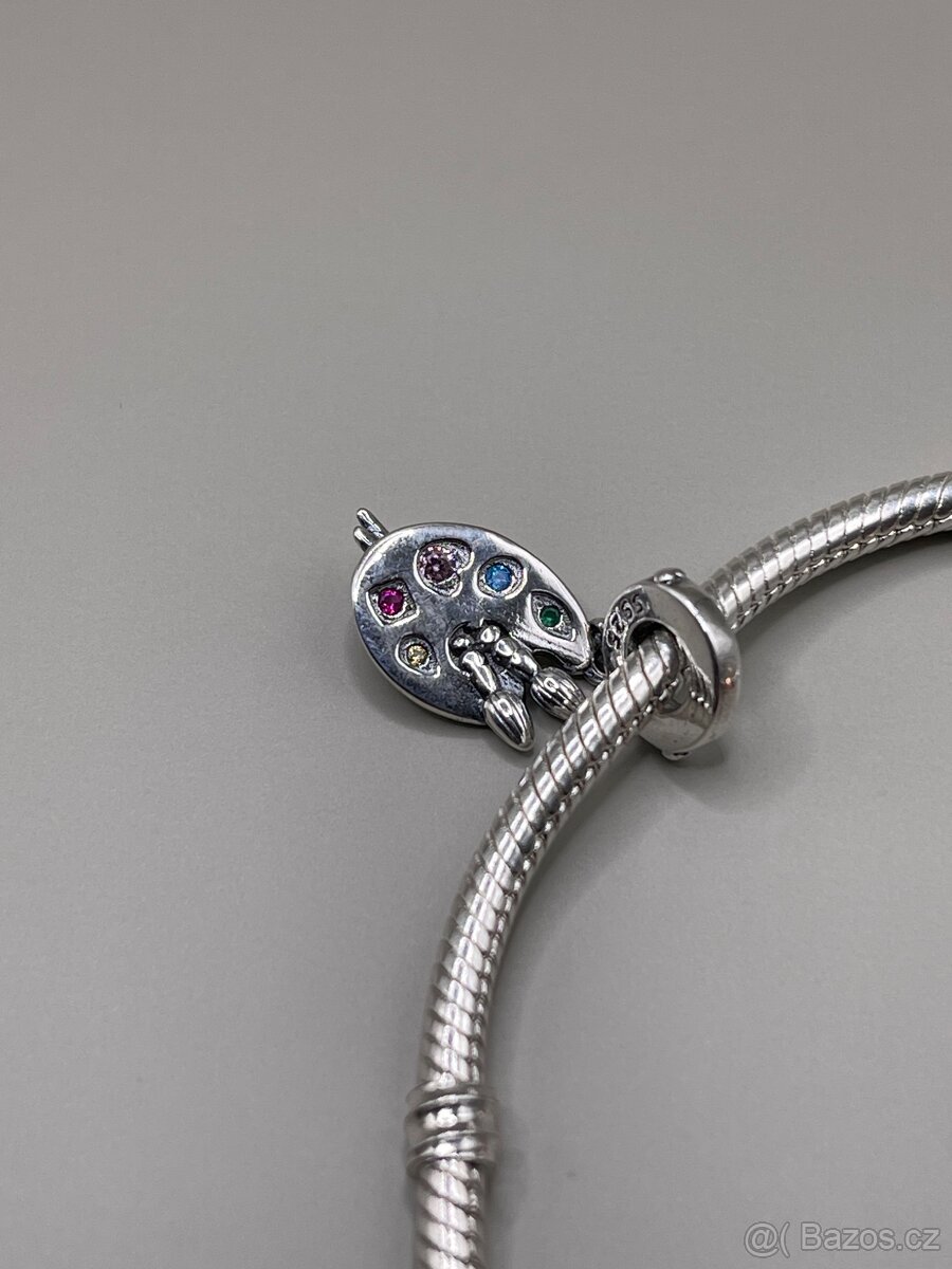 Stříbrný přívěsek č. 1 - malířská paleta - 4