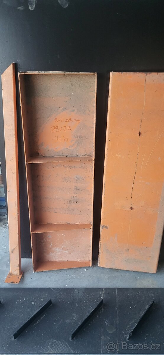 Prodám Železné schodnice 14 nášlapů - 4