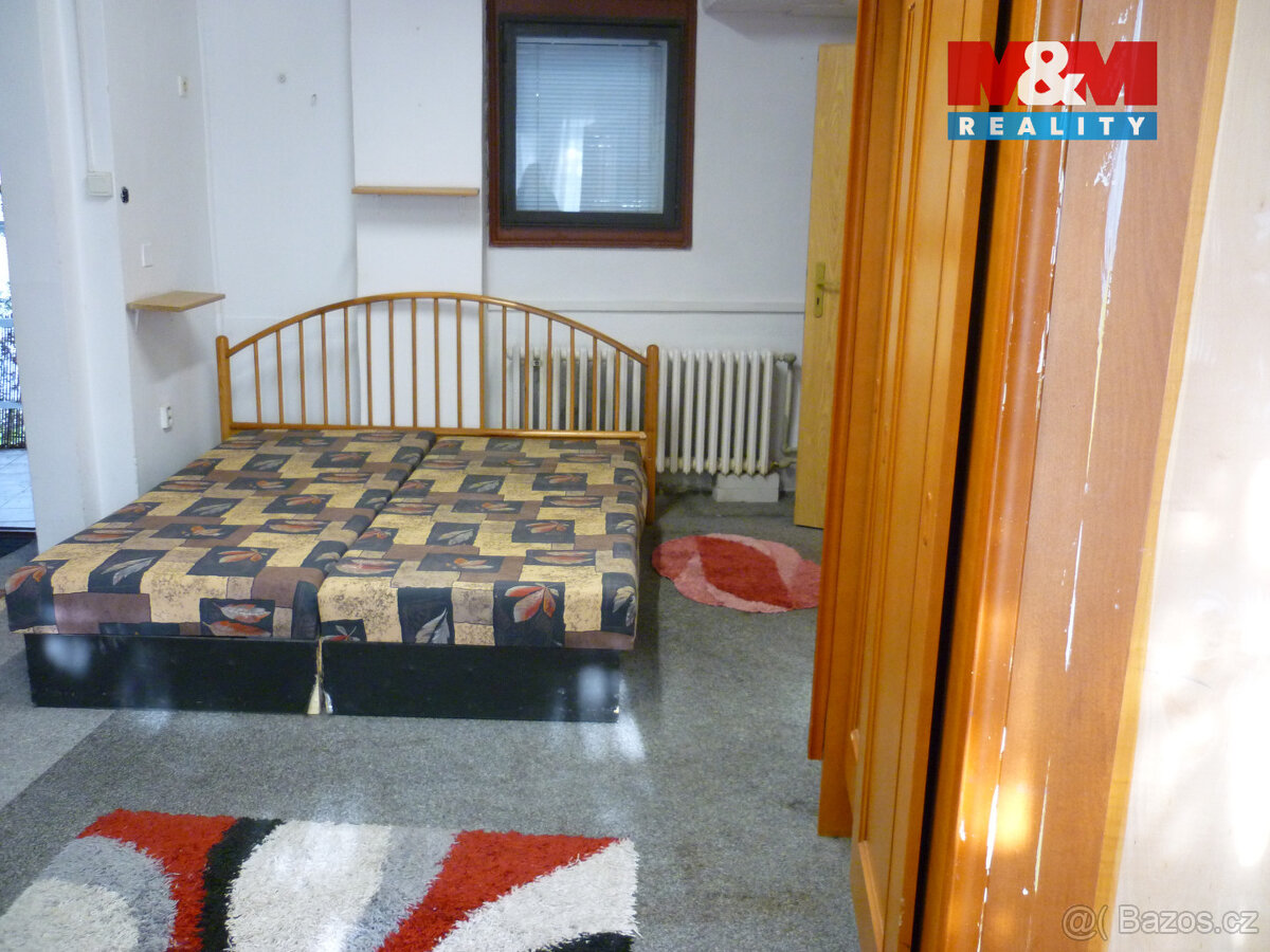 Pronájem bytu 1+1, 50 m2, s terasou, Pod Ateliéry, Praha 5 - 4