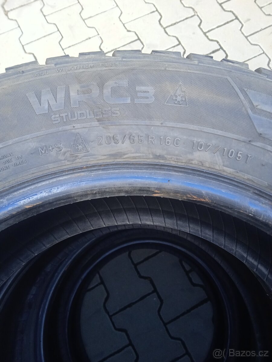 Nokian wrc3 205/65 r16c - 4