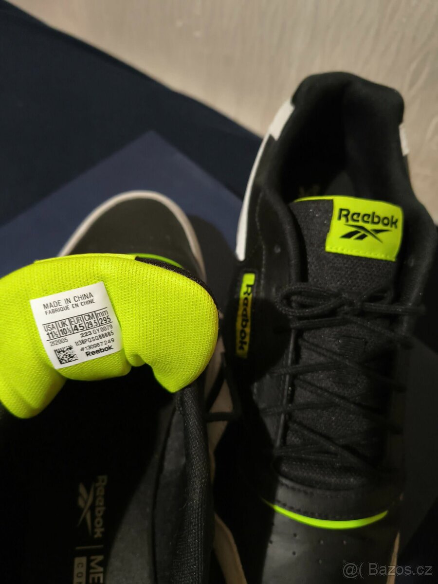 Reebok - 4