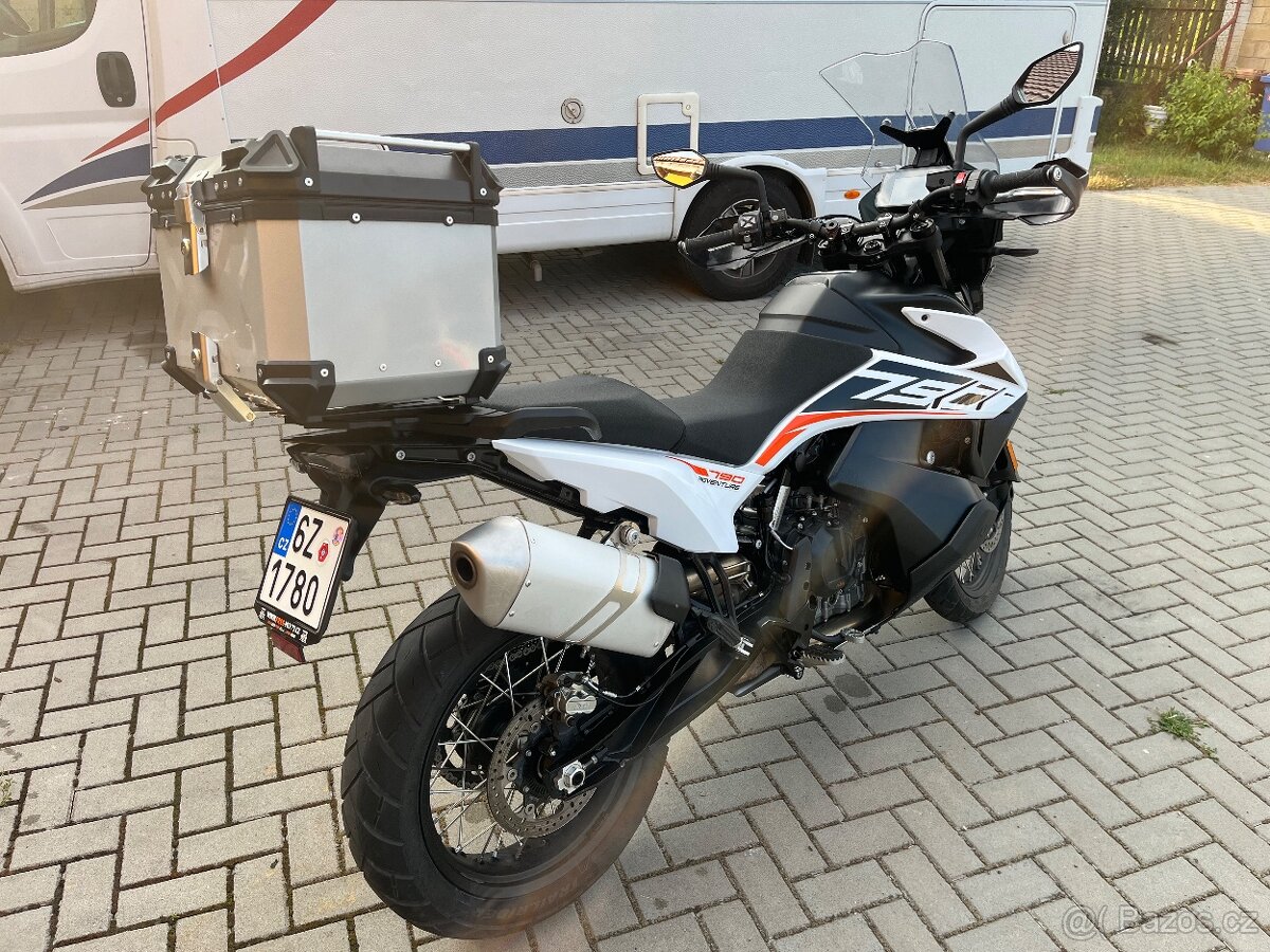 KTM 790 Adventure S 70kw rok 2021 najeto 23tkm
