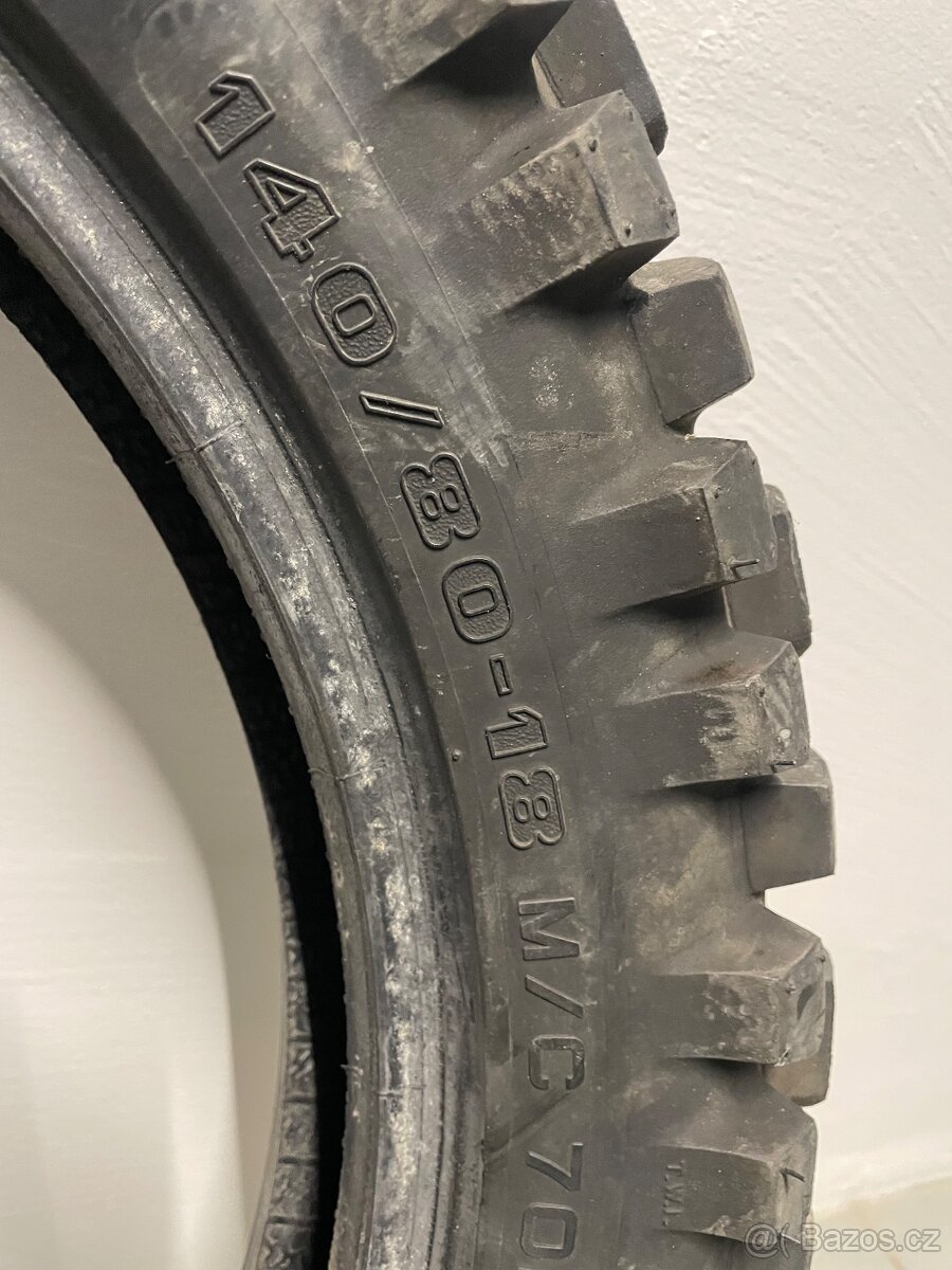 Pneu na moto