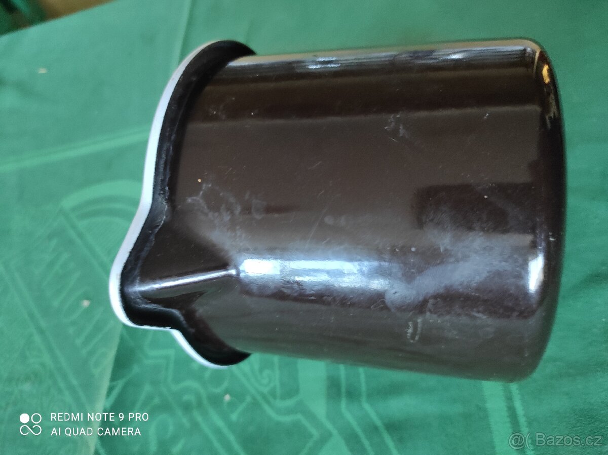 Plechový hrnek s nálevkou - 4