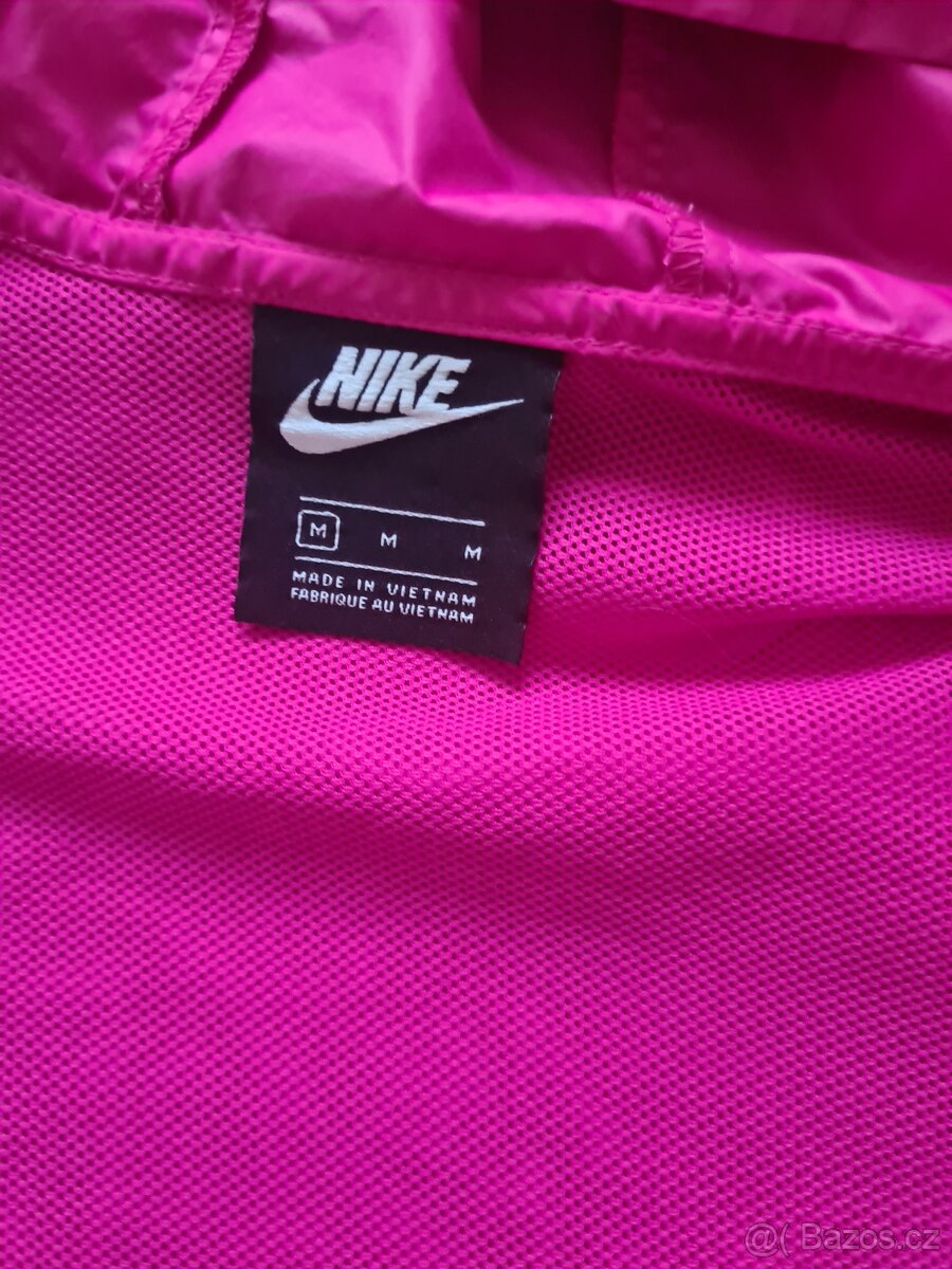 Růžová bunda Nike vel M, nosena ale porad hezká - 4