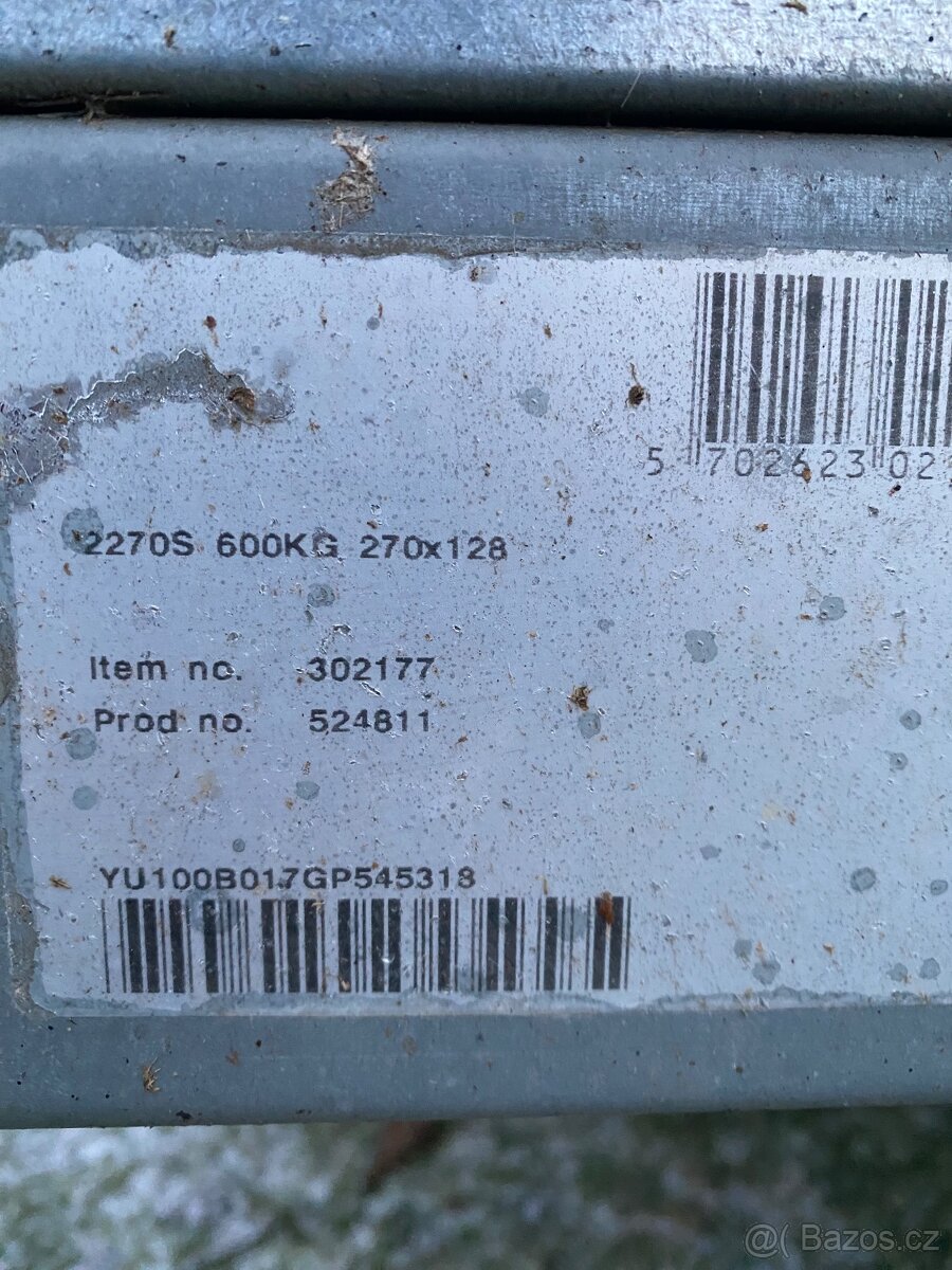 Přívěsný vozík s plachtou - 4