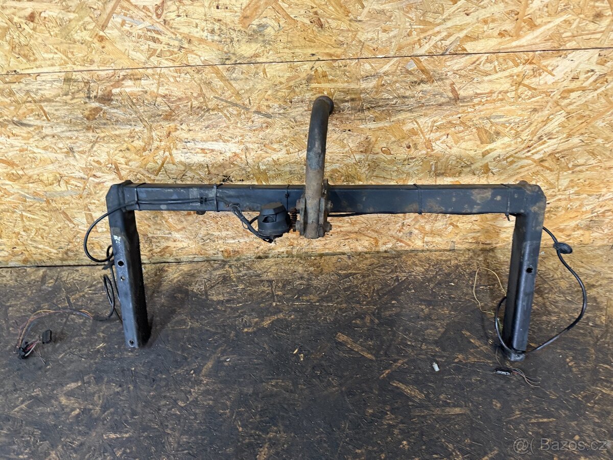 TAŽNÉ ZAŘÍZENÍ VW PASSAT B5.5 KOMBI - 4