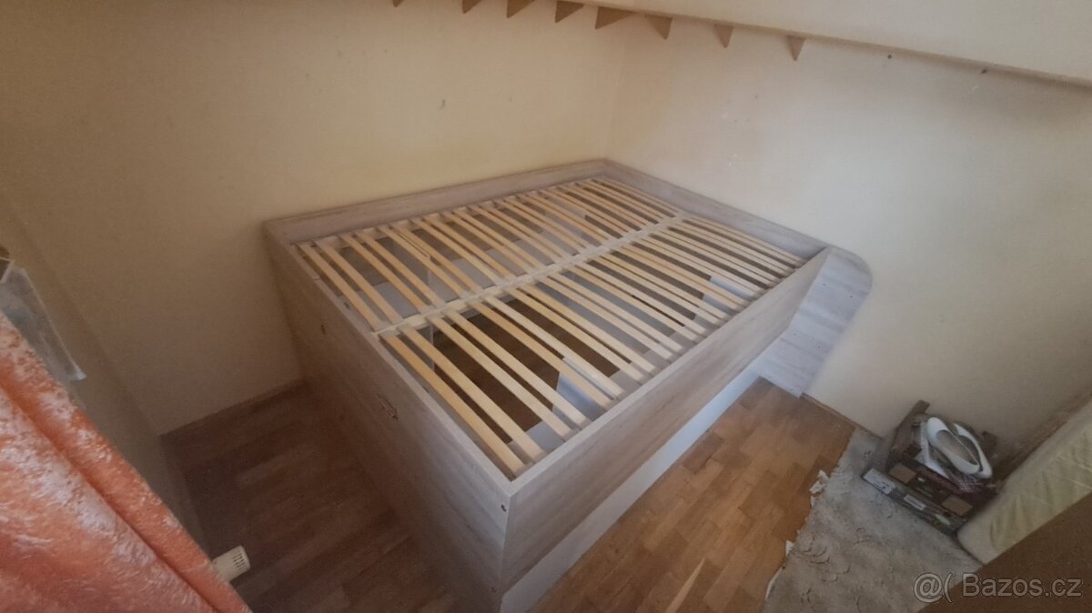 Postel s velkým úložným prostorem 140x200 v barvě dub - 4