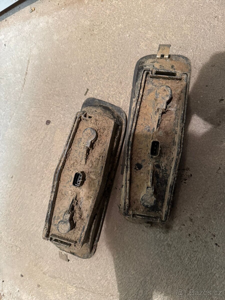 Zadní světla v nárazníku (LR Discovery 2) - 4