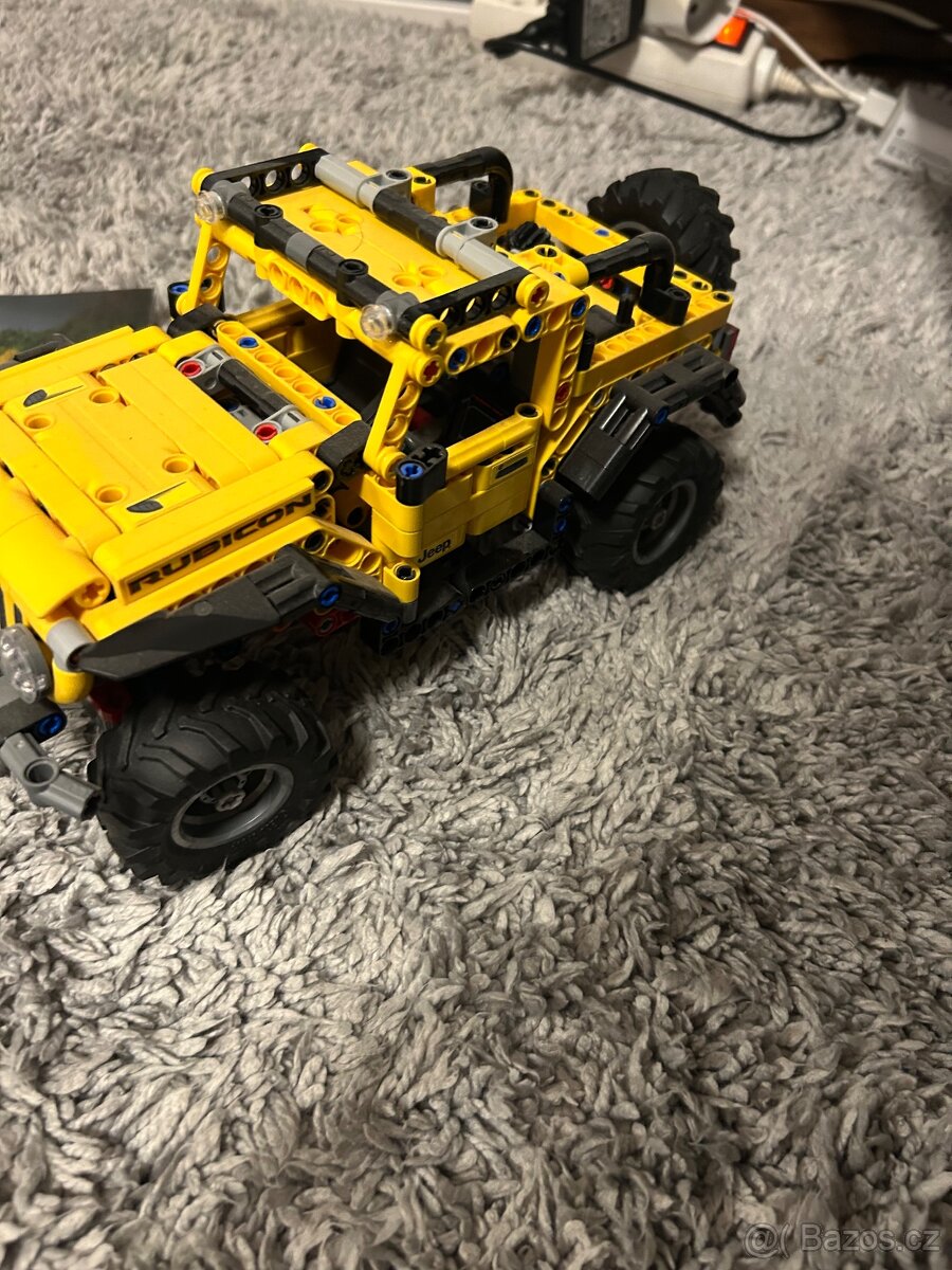 Lego Jeep Wrangler 42122 - 4