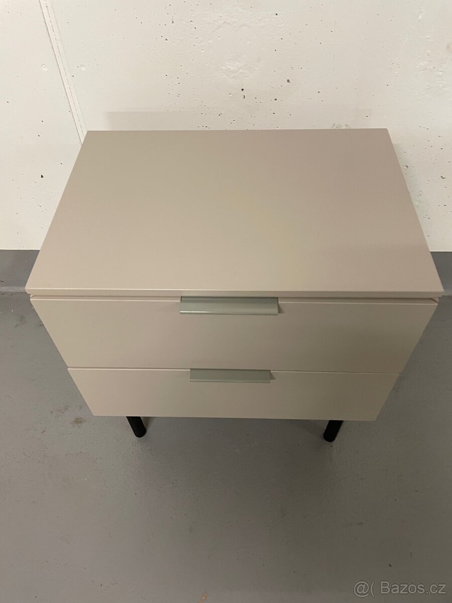 Béžový noční stolek Totem - 4