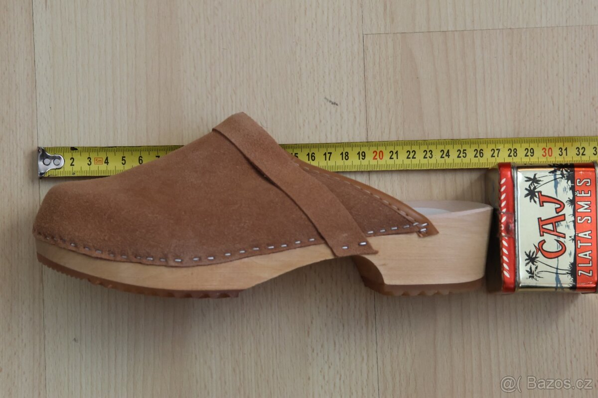 Prodám dámské anatomické dřeváky č. 39 - 4