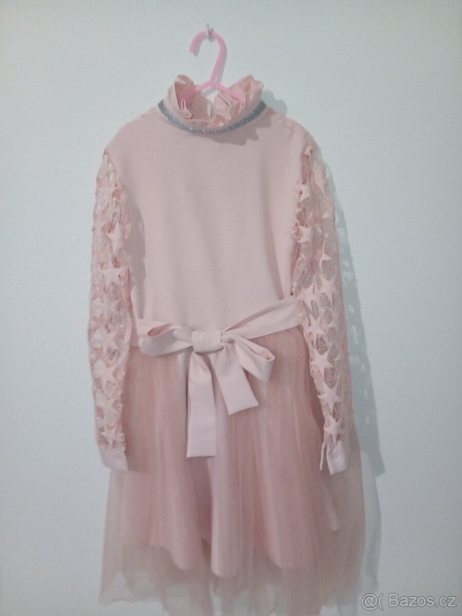 Růžové šaty. - 4