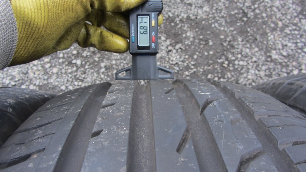 Letní pneu 215/55/18 Continental - 4