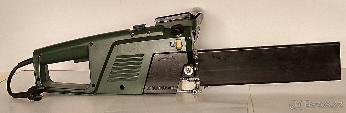 Elektrická pila Black & Decker GK30-H1 - 4
