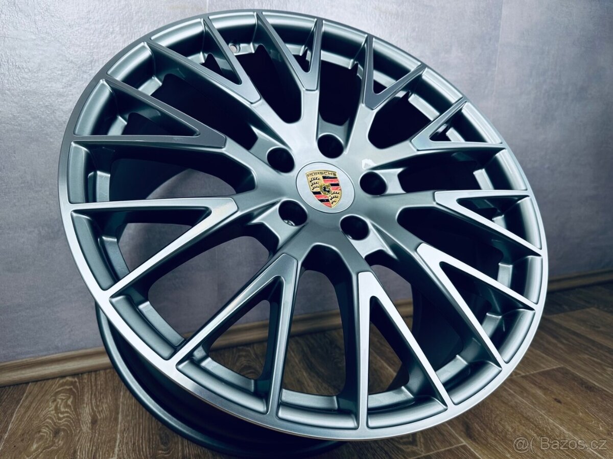 Originál R21 kola Porsche Panamera 976 - 4