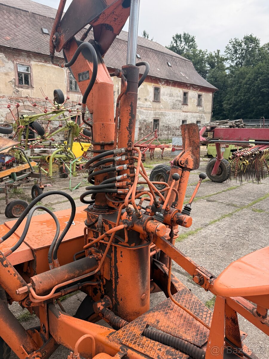 Nakladač UNHZ 500 - 4