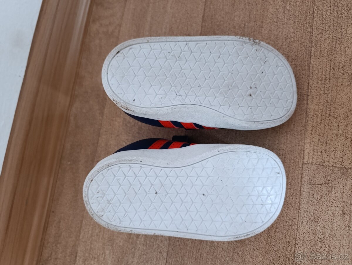 Dětské boty Adidas, velikost 20 - 4