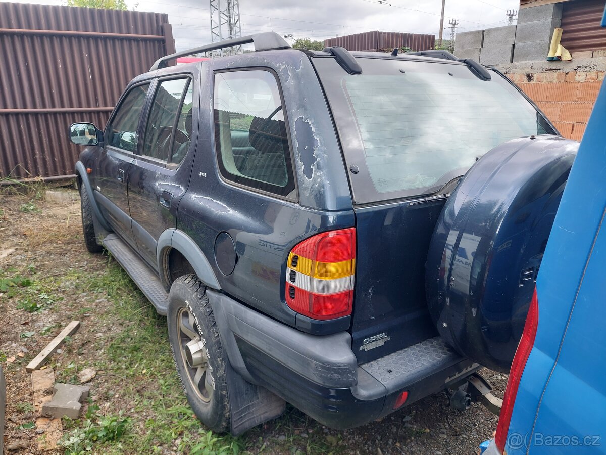 Opel Frontera B - 4