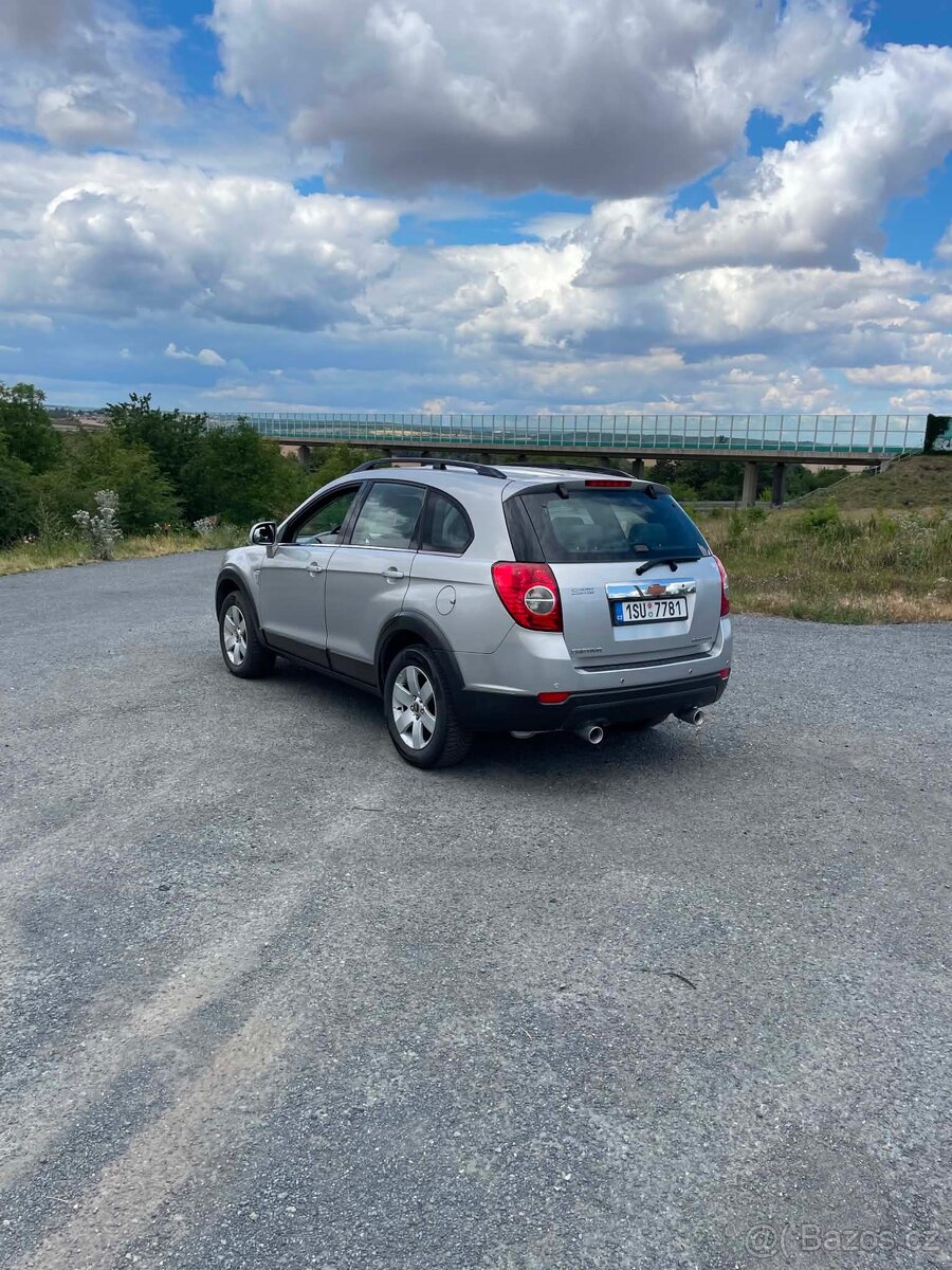 Chevrolet Captiva 4x4 7.místné - 4