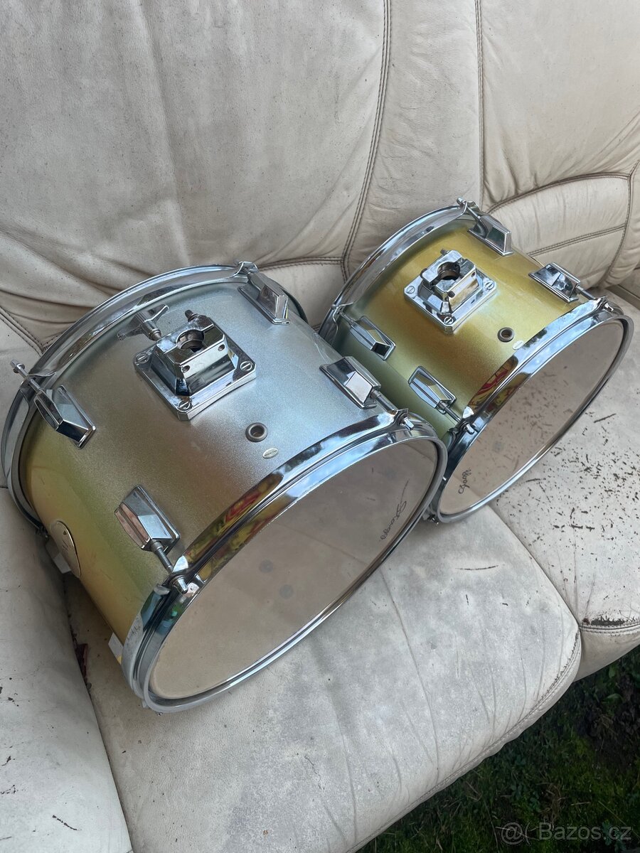 Buben na fandění - 4