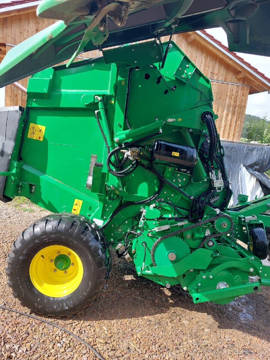 John Deere V451M - 4