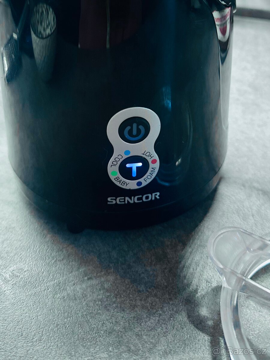 automatický pěnič mléka Sencor SMF 4000BK - 4