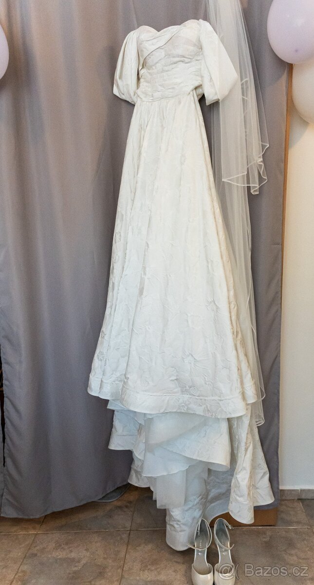 Svatební šaty žakár - 4