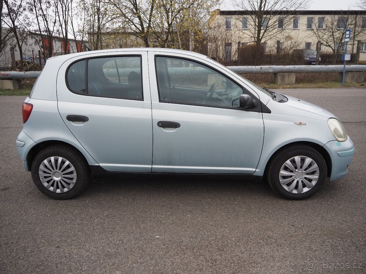 🚗 Toyota Yaris 1.3 KLIMATIZACE - 4