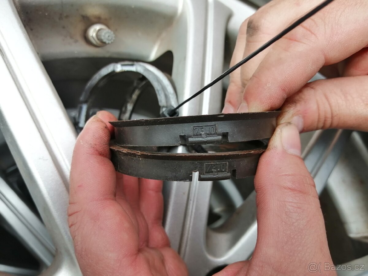 Pneu 235/40R18 AL 8x18 5x108 - 4