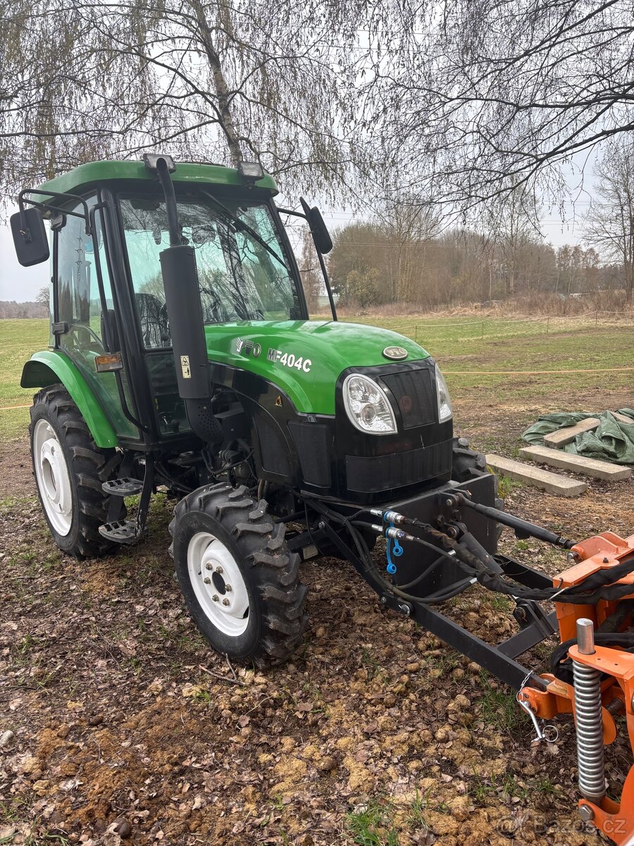 Malotraktor YTO MF 404 - 4