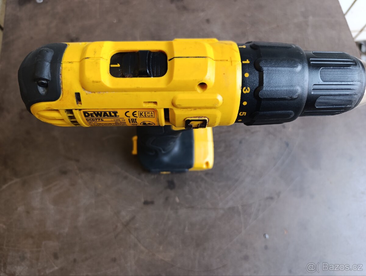 DeWALT DCD776 - 4