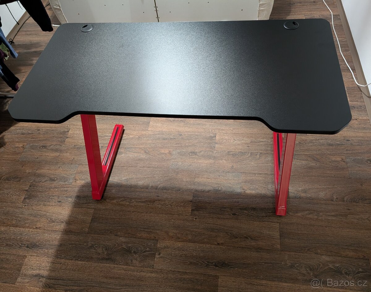 Herní PC stůl - 4