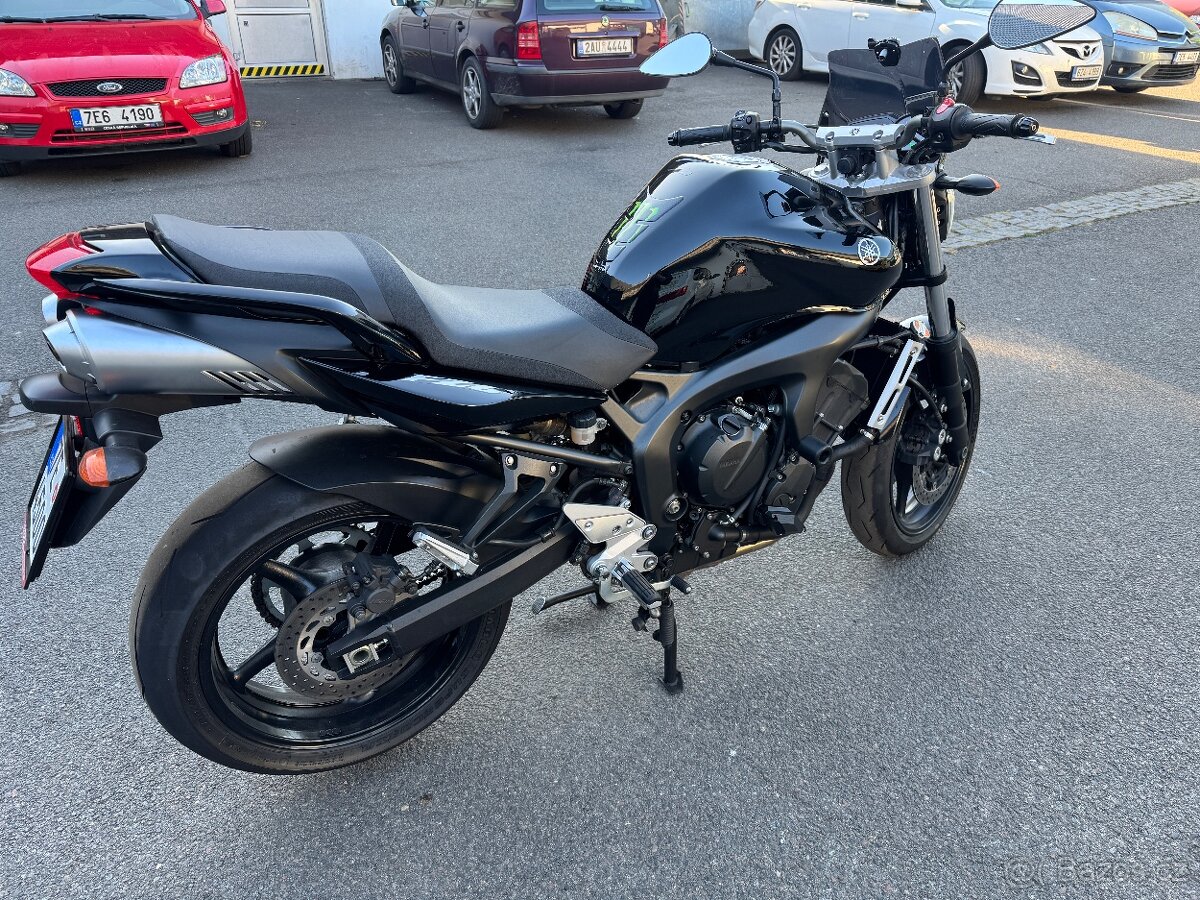 Yamaha FZ6 - 4
