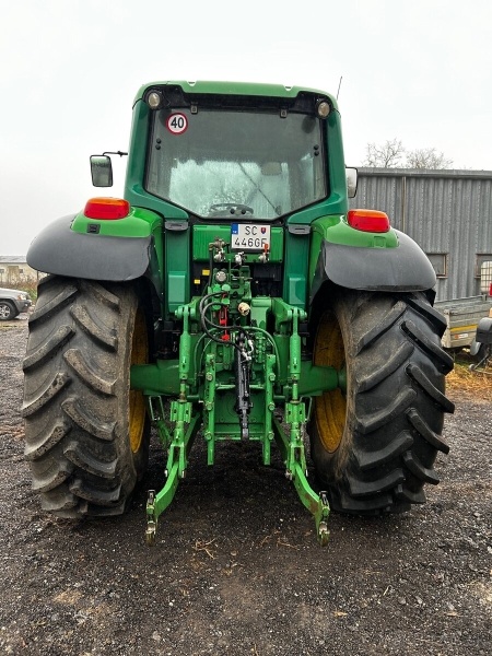 Traktor John Deere 6820 - 4