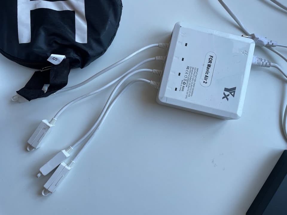 DJI Air 2S Fly More Combo - 4