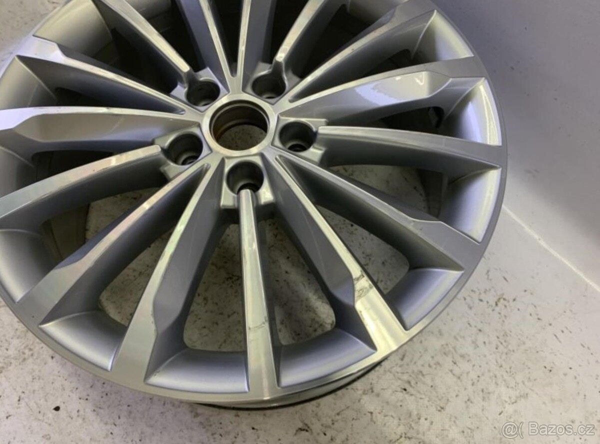 Alu kolo 18" Škoda - TRINITY (41) - 4