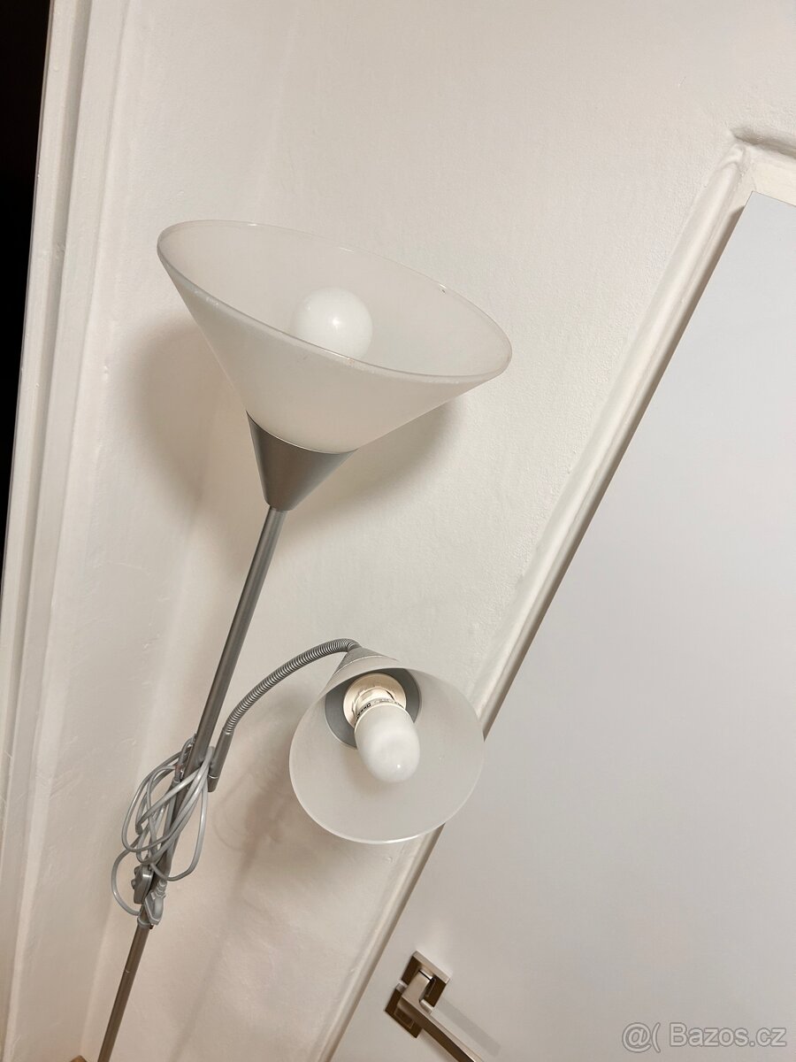 Stojací lampa ( odvoz z Kroměříže) - 4