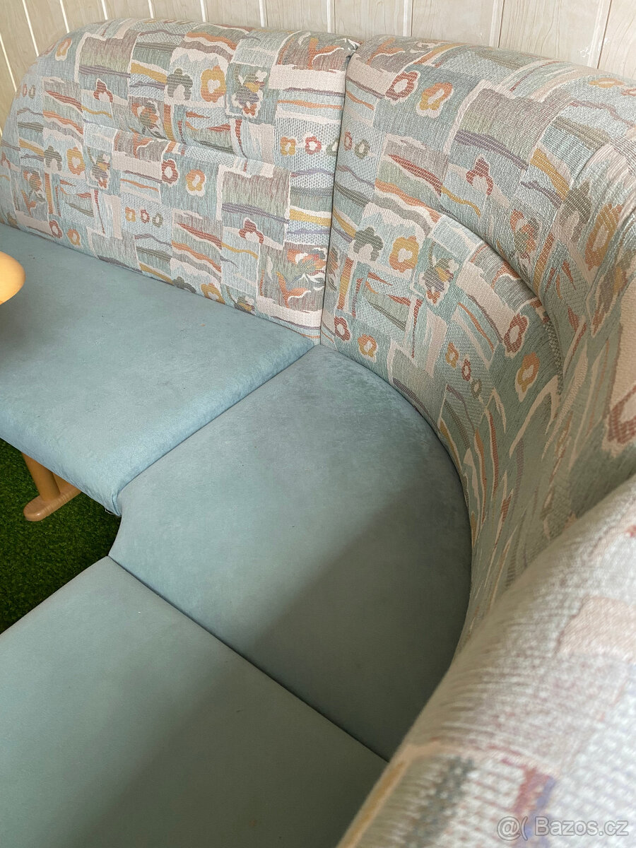 Masivní rohová lavice z jasanu zakázková výroba. - 4