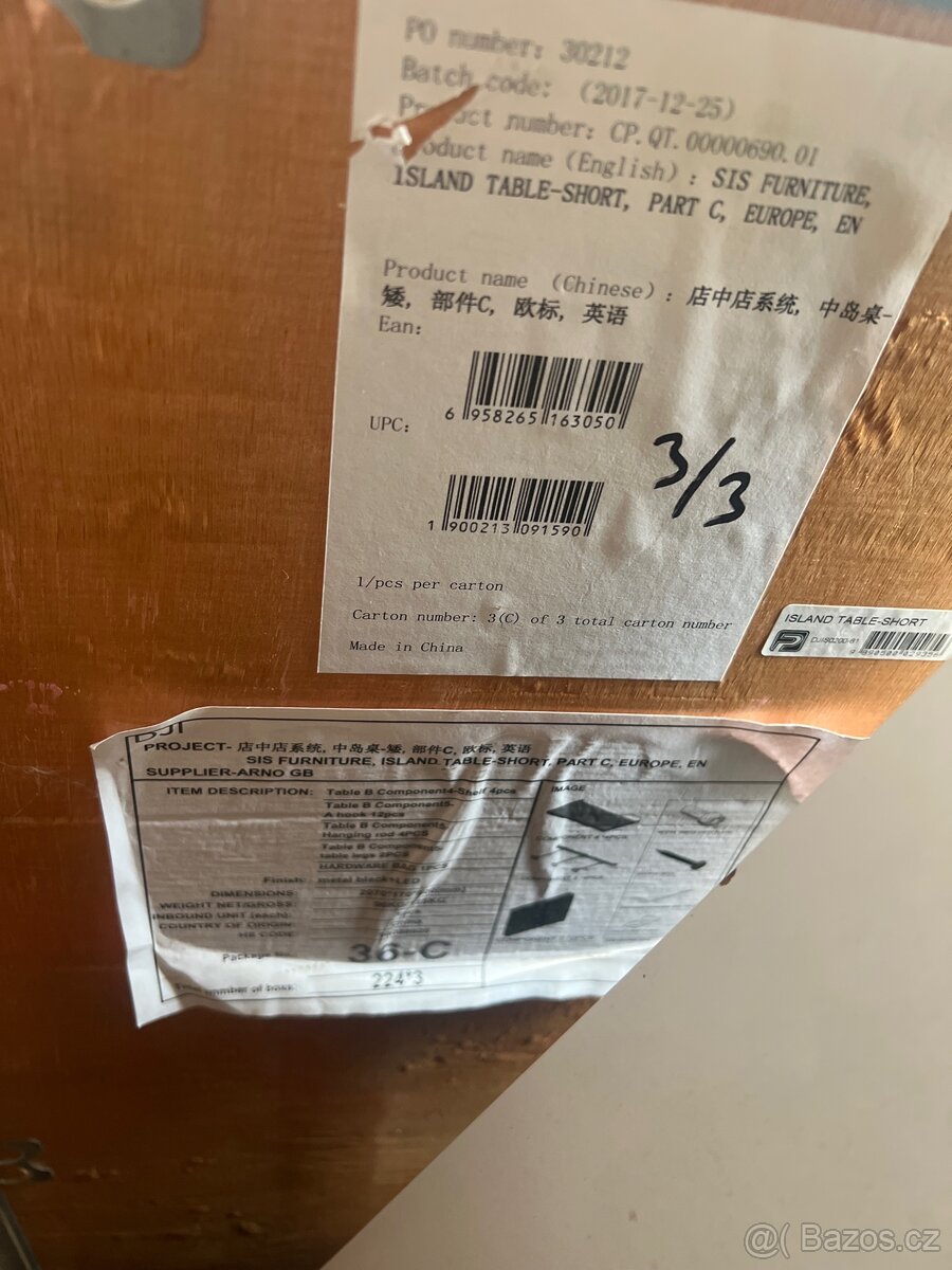 Luxusní prodejní ostrůvkový stůl na telefony - 4