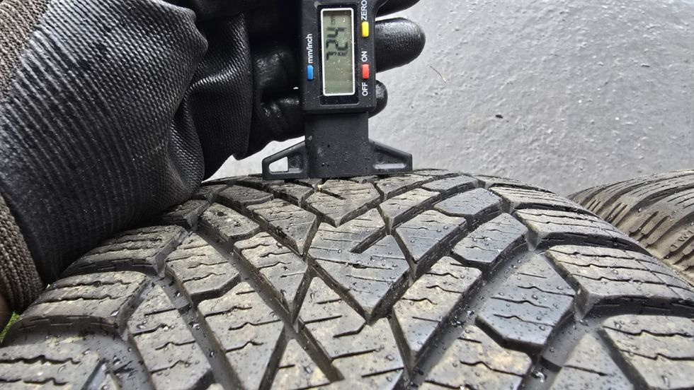 Zimní pneu 205/55/16 Pirelli - 4