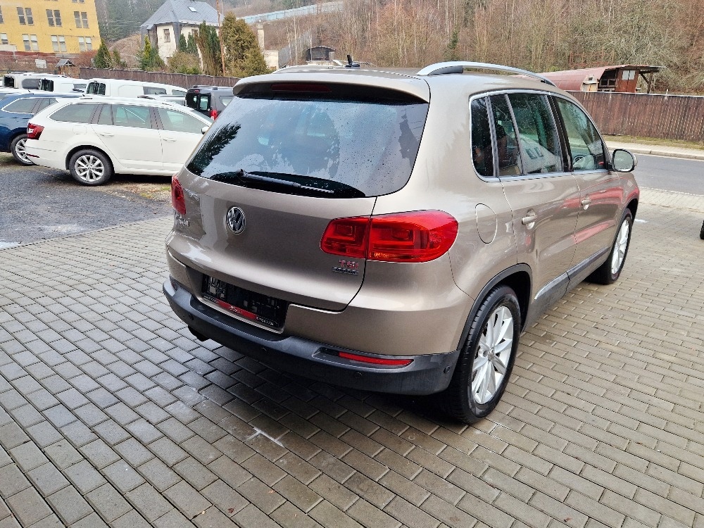 VW TIGUAN, 1.4 TSi (118 kW), tažné, 4x4, nez. topení - 4