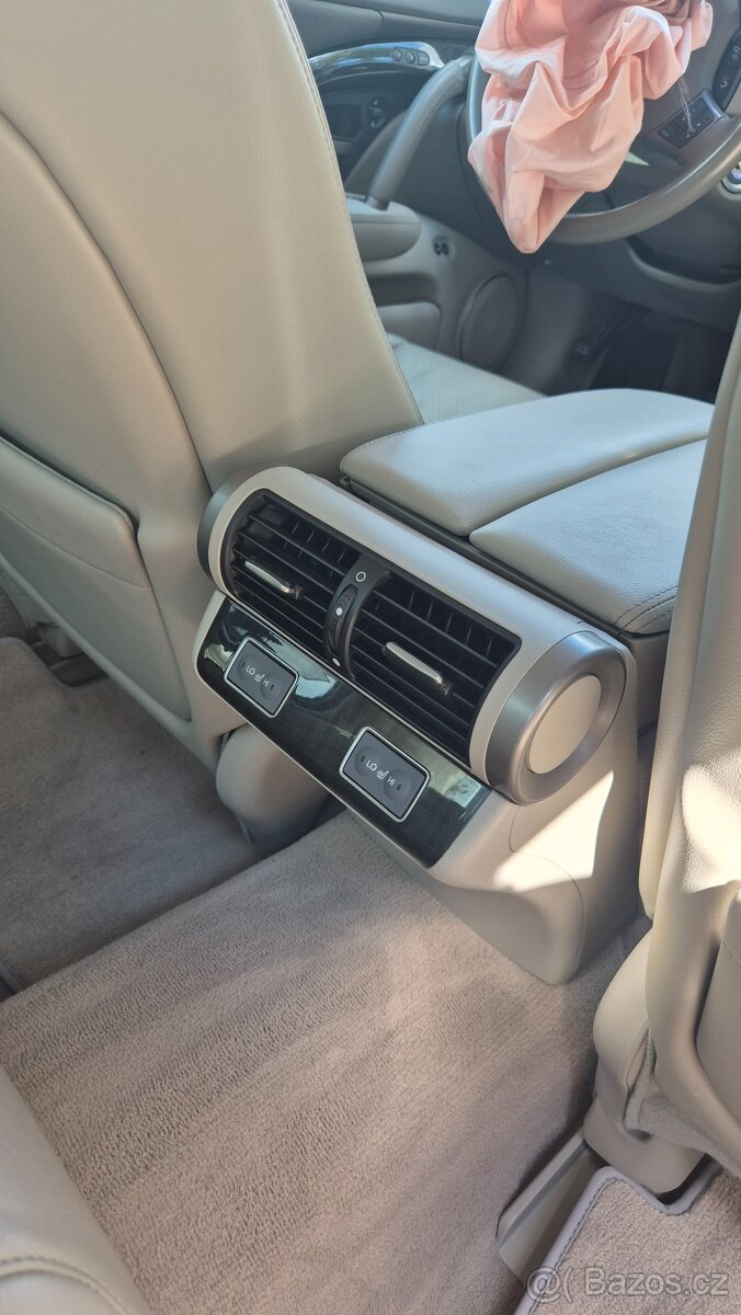 Honda Legend 3.7 V6 AWD KB2 2010 - 4