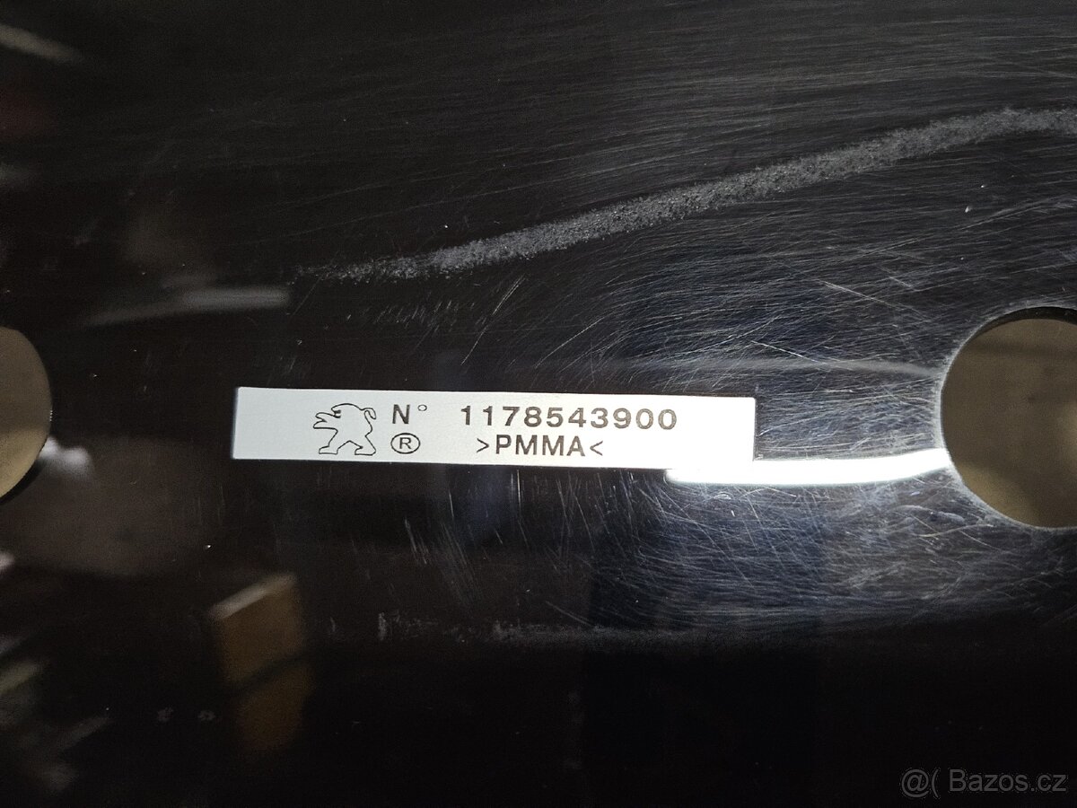 Plexi štít Peugeot Metropolis - 4