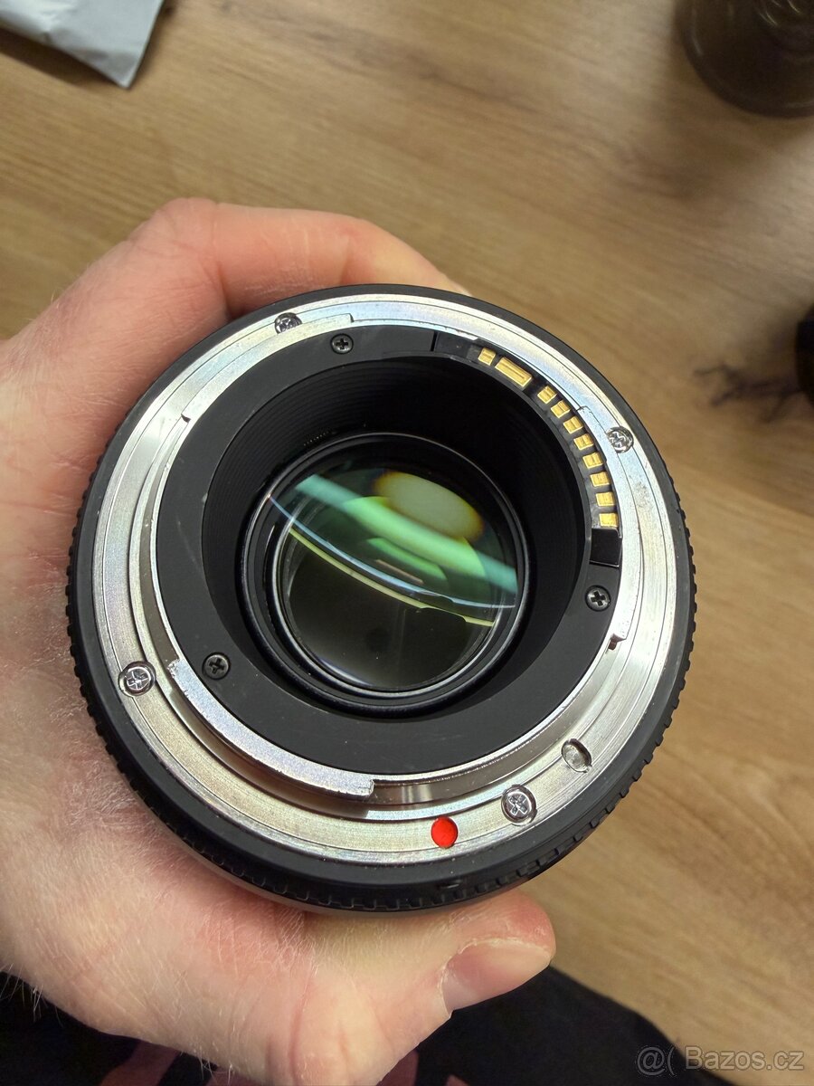 Sigma 105mm macro f2.8 - Canon - 4