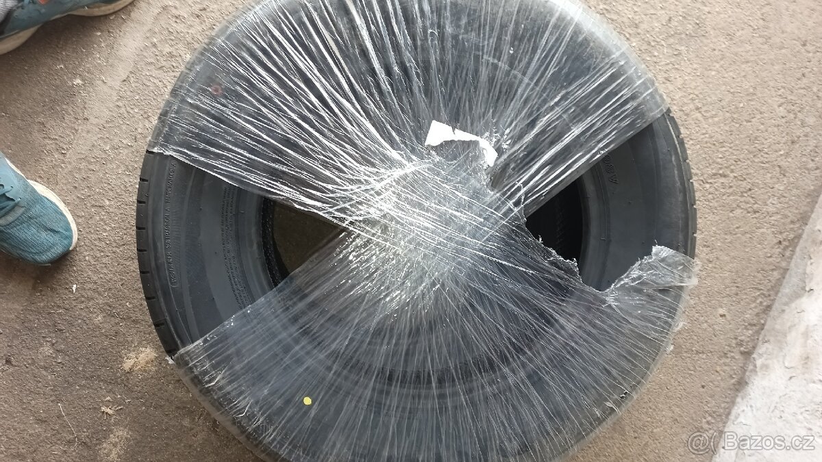 Letní pneu 215/65/16 - 4