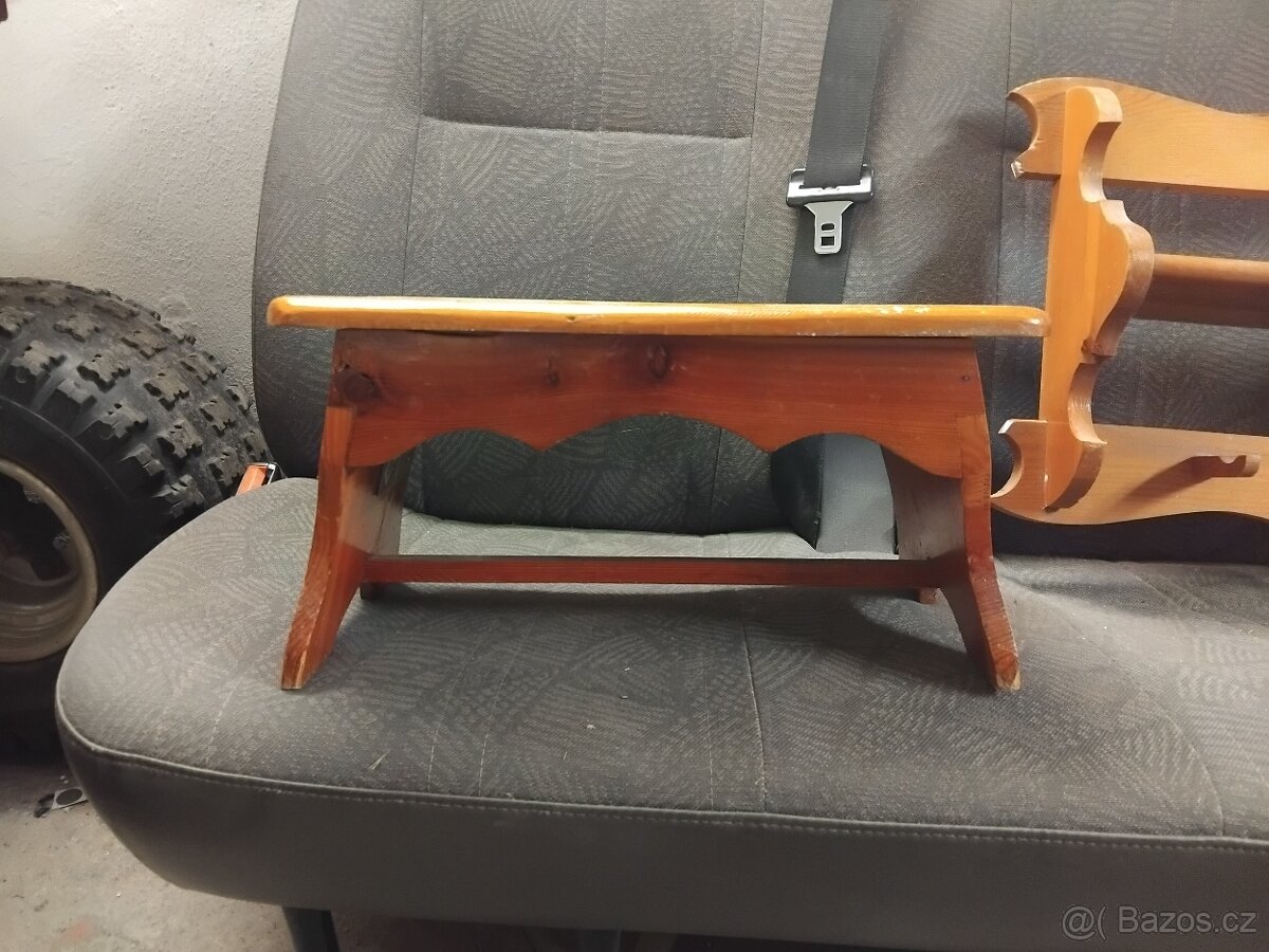 Dreveny vesak + stolicka - 4